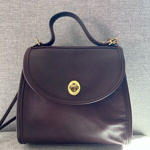 Vintage Coach Regina 9983